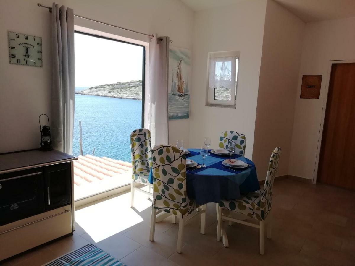 Poseidon Holiday Guesthouse Zirje Exterior photo